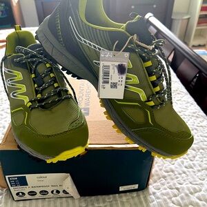 NWT awesome Hiking Boots men 12